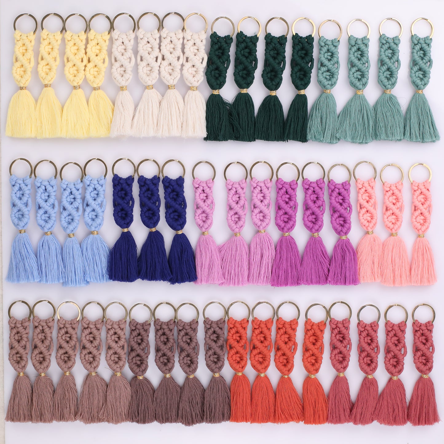 Personalized Macrame Keychain & Chocolate Gift – Custom Party Favors – Handmade Boho Guest Keepsake