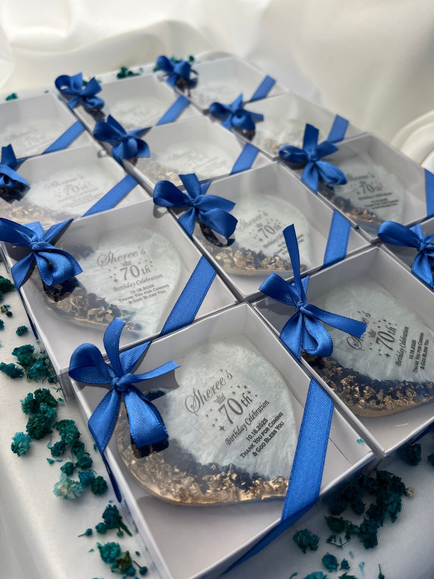Personalized Epoxy Heart Fridge Magnet, Custom Resin Wedding Favors for Guests, Elegant Engagement Gift, Bridal Shower Souvenir