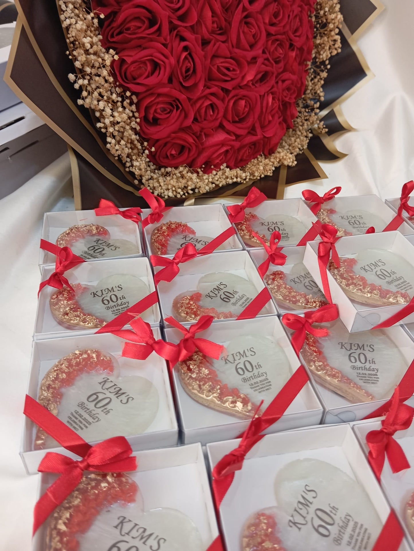 Personalized Epoxy Heart Fridge Magnet, Custom Resin Wedding Favors for Guests, Elegant Engagement Gift, Bridal Shower Souvenir